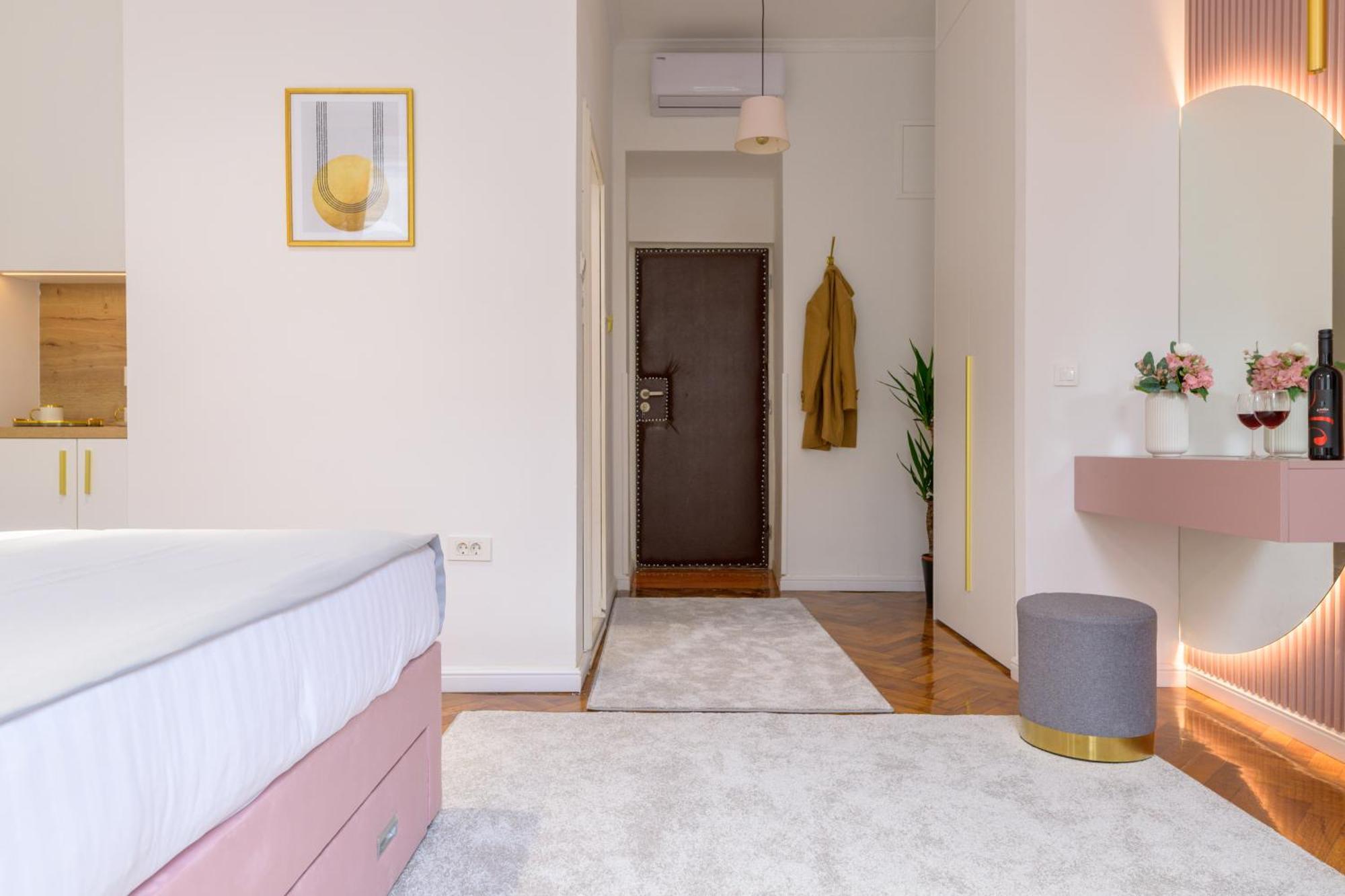 Crown Apartments Ζάγκρεμπ Εξωτερικό φωτογραφία